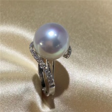 澳洲白珠12-13mm镶嵌正圆效果 无暇 18k金镶嵌钻石戒指 
