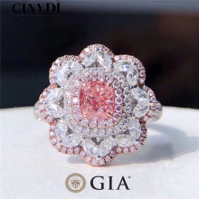 GIA 0.80ct Fancy Light Orangy Pink SI1，副石：1.730ct